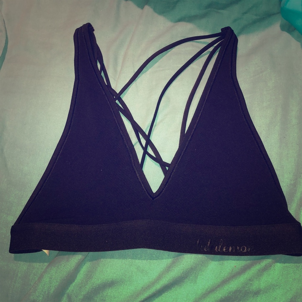 NWT Lulu Lemon Sports Bra